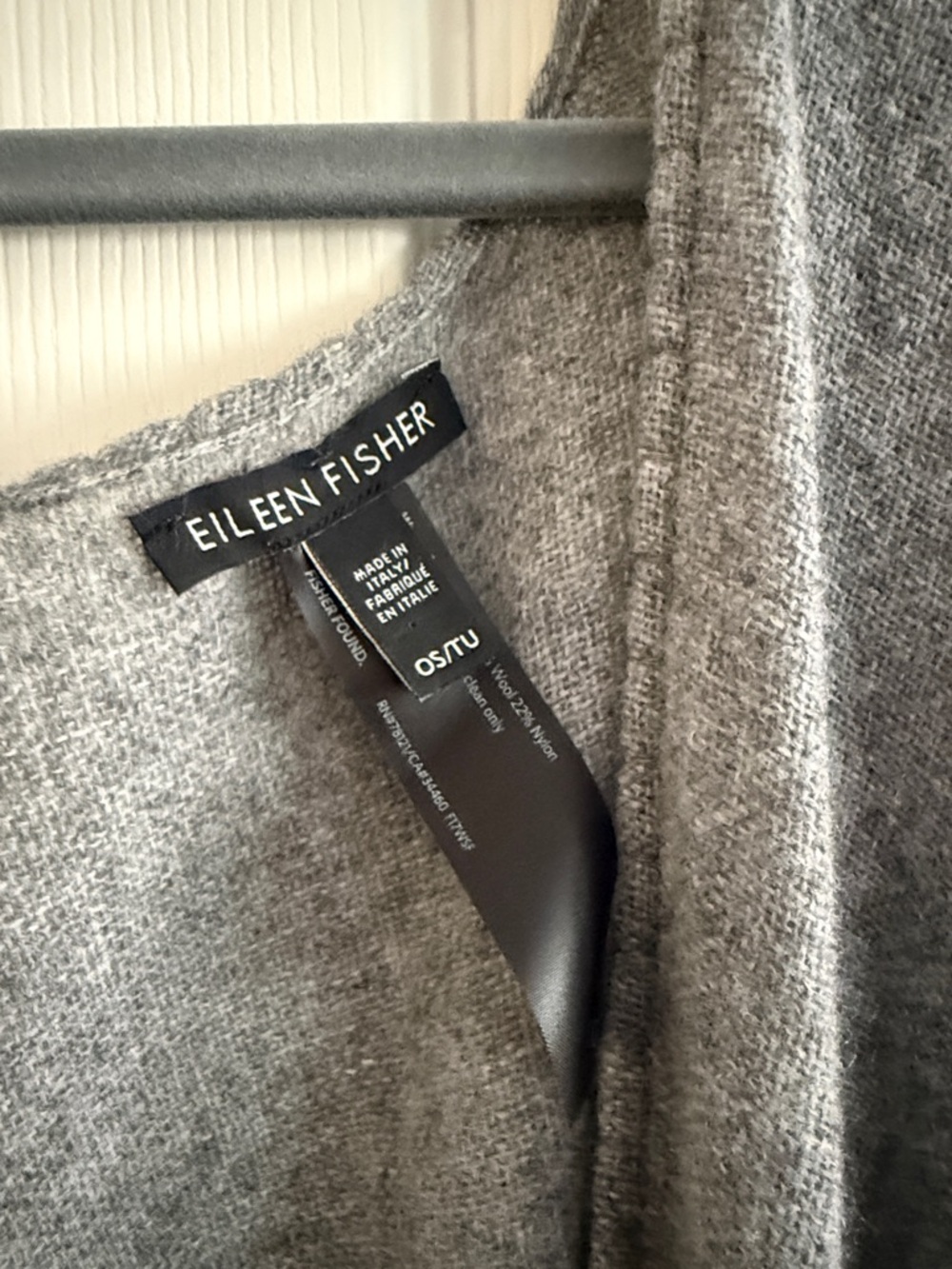 Sweater Subcategory Identification - Picture 2 of 3